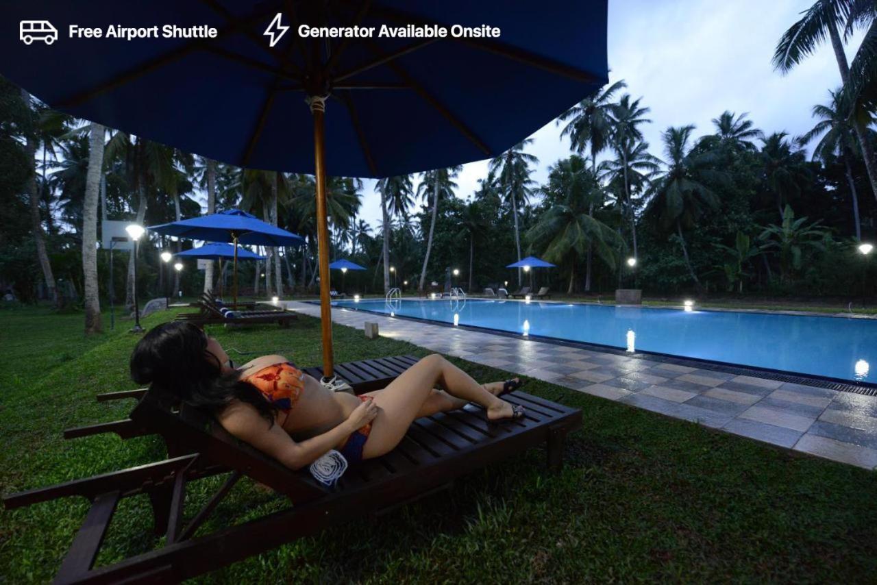 Oreeka - Katunayake Airport Transit Hotels Kültér fotó