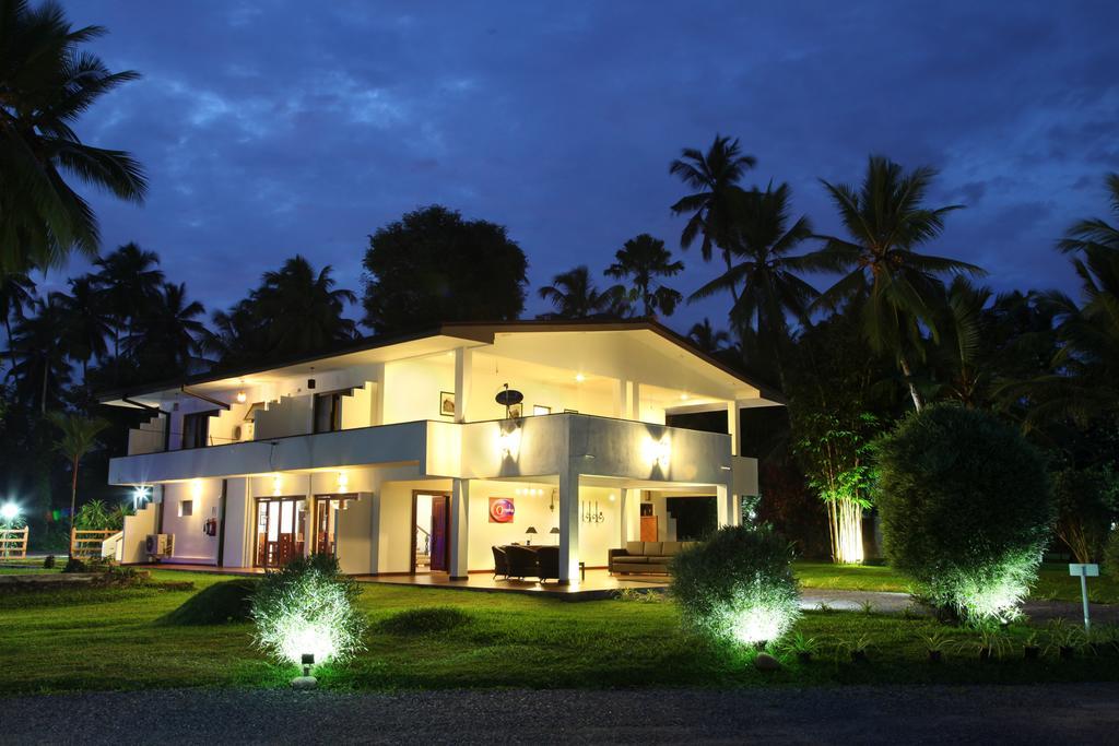Oreeka - Katunayake Airport Transit Hotels Kültér fotó