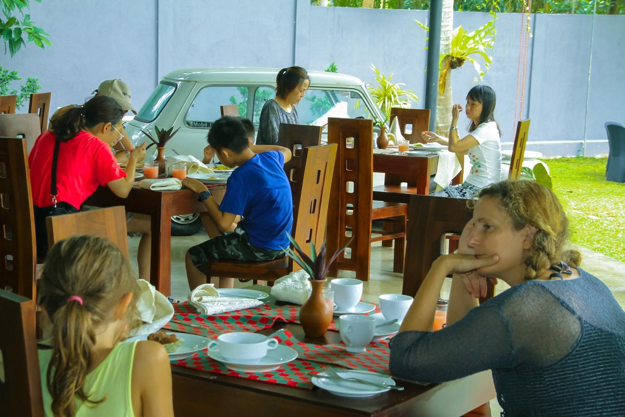 Oreeka - Katunayake Airport Transit Hotels Kültér fotó