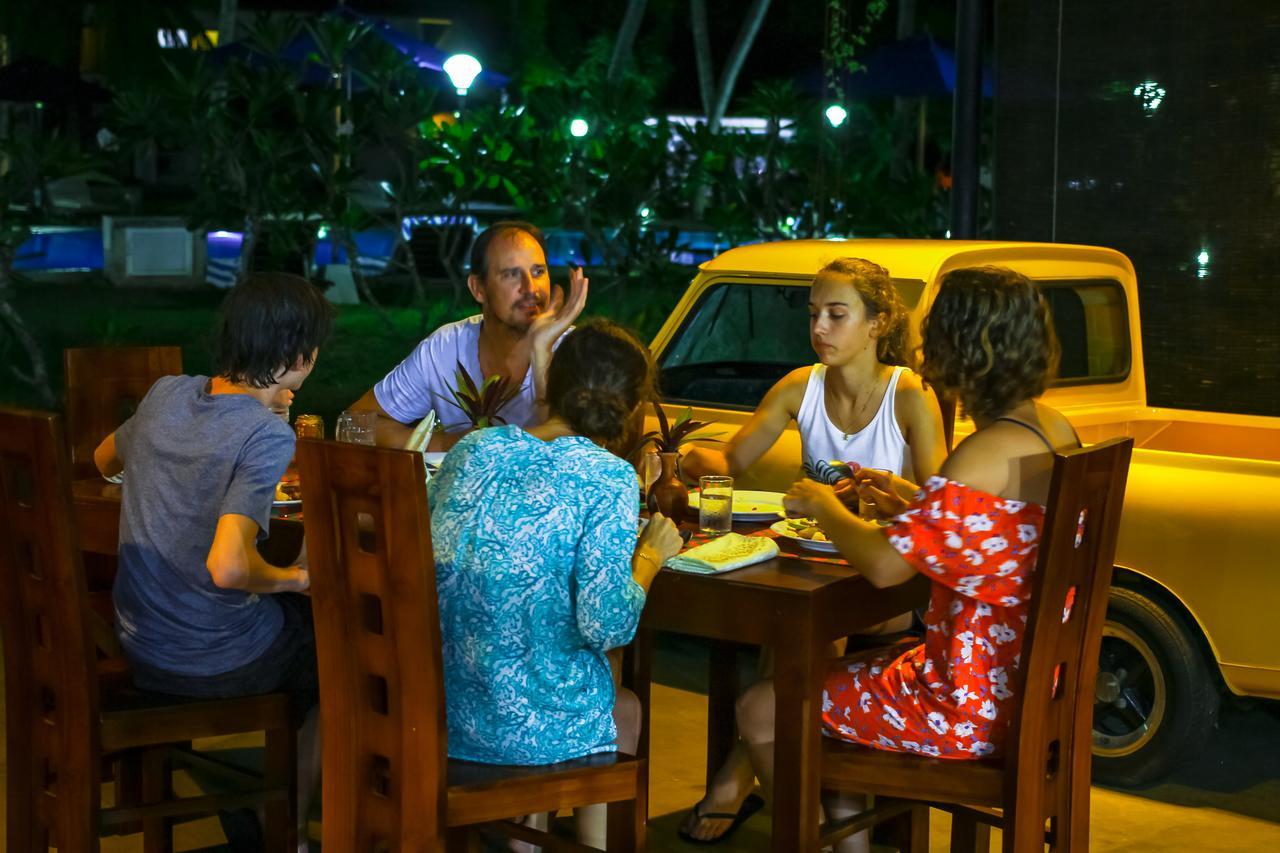 Oreeka - Katunayake Airport Transit Hotels Kültér fotó